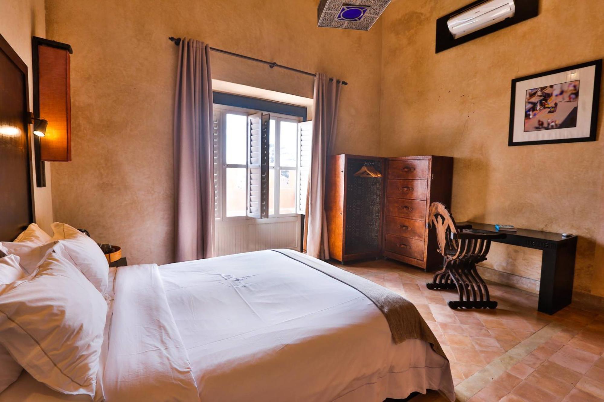 มาดาดา โมกาดอร์ โฮเทล Bed & Breakfast เอสเซาอิรา ภายนอก รูปภาพ