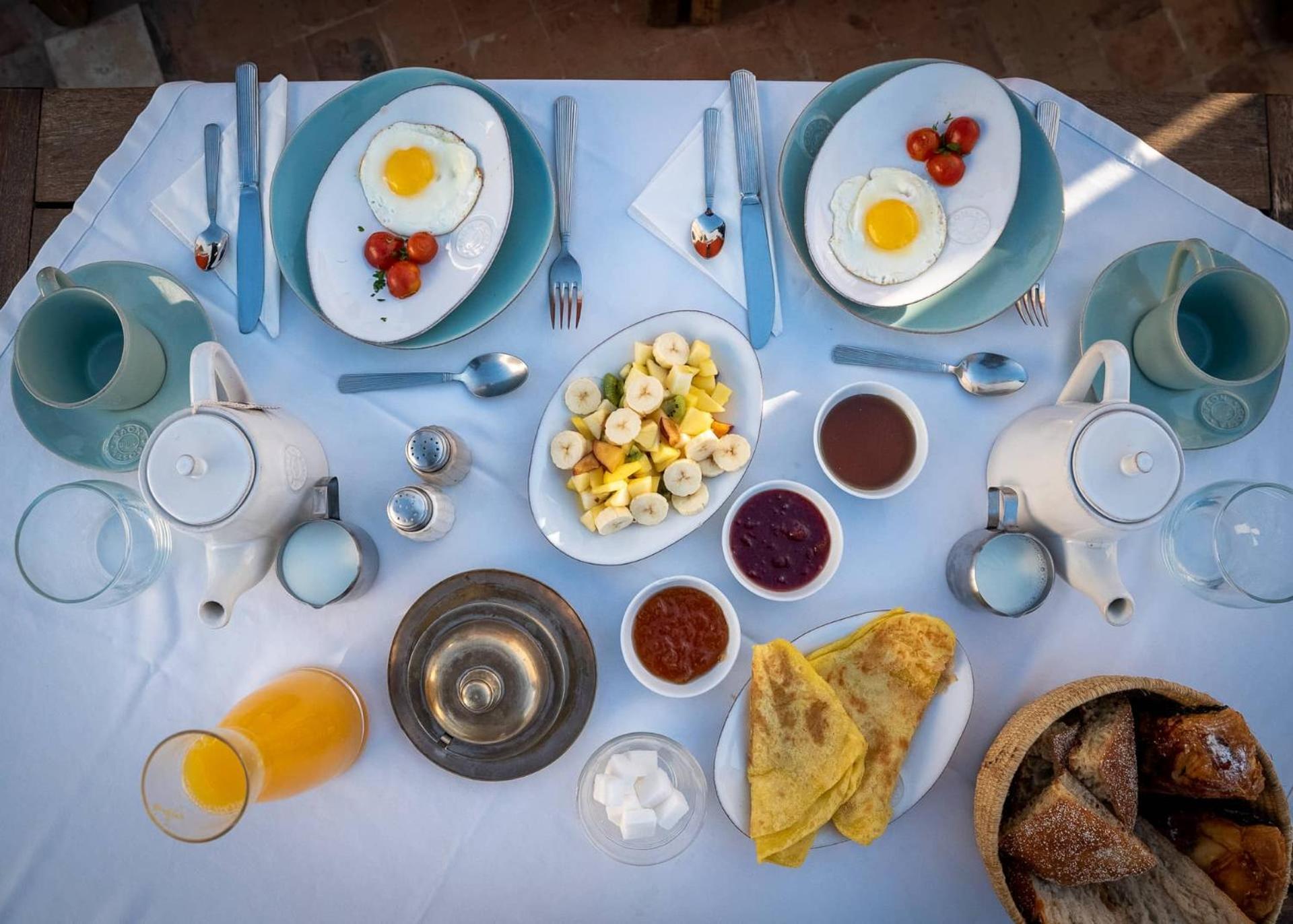 มาดาดา โมกาดอร์ โฮเทล Bed & Breakfast เอสเซาอิรา ภายนอก รูปภาพ